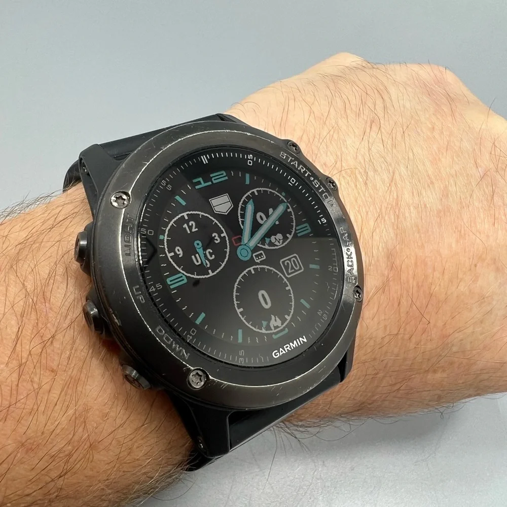 Garmin Fenix 3 HR Multisport Training GPS Watch